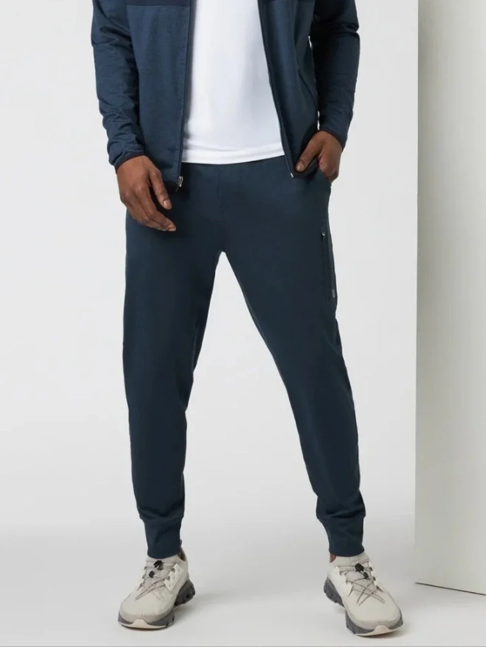 Vuori Men's Sunday Performance Jogger Ink Heather
